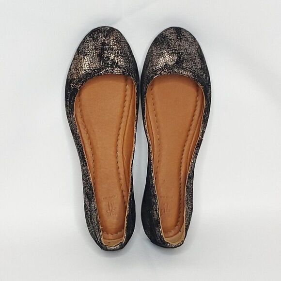 Frye Suede Carson Ballet Flats 7.5 Black Metallic Silver Tone Distressing - Picture 5 of 8